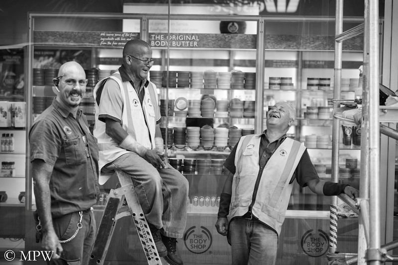 Auckland City street photo, Queent St, black and white